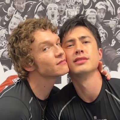 forjd101's profile picture. since i have no drama in my life, i watch asian dramas & bl 😝, Currently obsessing over #Hollanov #heatedrivalry army/engene :) and a fujoshi🫶🏼😽