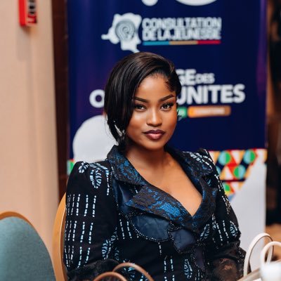 kingana243's profile picture. •Master en droit international 📚•Conférencière 📖 •Ambassadrice de Niyel ( Dakar) •Ambassadrice de NOLLYWOODTV 🇳🇬 •collaboration ( Booking@queencek.com)