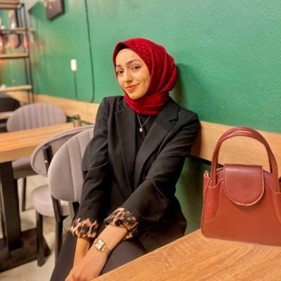 ElifAladag44's profile picture. 