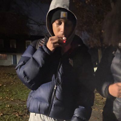 bitchthisqumari's profile picture. free da bros till its backwards