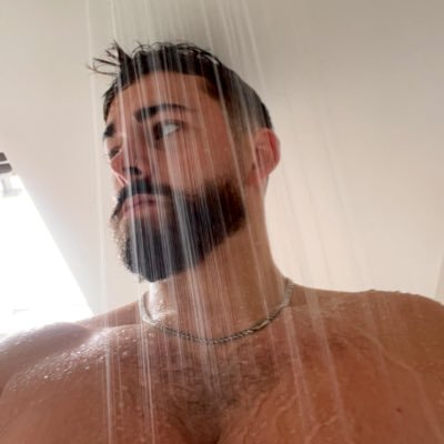 BodyByBarney's profile picture. Gym and total fitness 😁