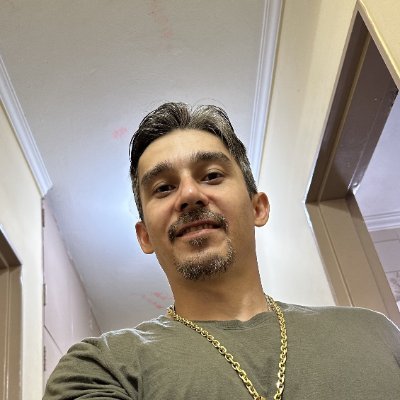 MaTSuBaBR's profile picture. 👨‍👩‍👧 Família é minha base❤️
📲 TI é minha paixão💻
☕ Entre café, código💡e inovação 🚀
➡️ Criando e transformando com tecnologia⚡