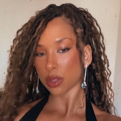 montanhamanda's profile picture. https://t.co/yCVSdNXdE1