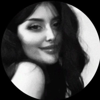 __pearls9's profile picture. غروٍ مدلّــع في ذرا العتبان متربّـي 🐆❣️