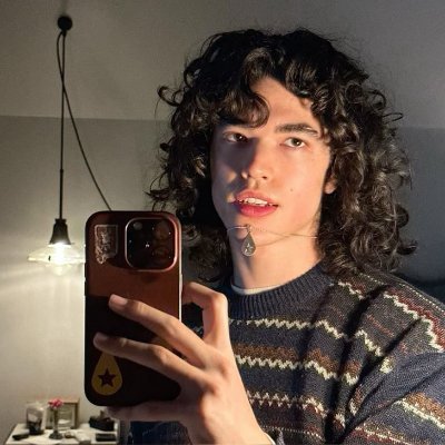 Ionelydancers's profile picture. 