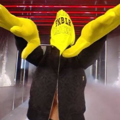 Lodbroking's profile picture. Death is for Heroes...Stories are for Children