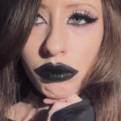 DafneDare's profile picture. chudaicabra • ¹⁸⁺ ᵉⁿᵗᵉʳᵗᵃᶦⁿᵐᵉⁿᵗ • 5’0”