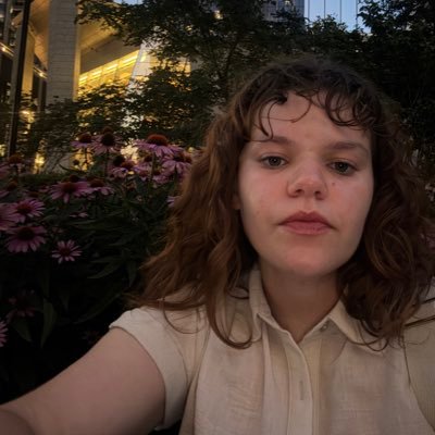 radiosilencce's profile picture. two-time sns tour attending lesbian