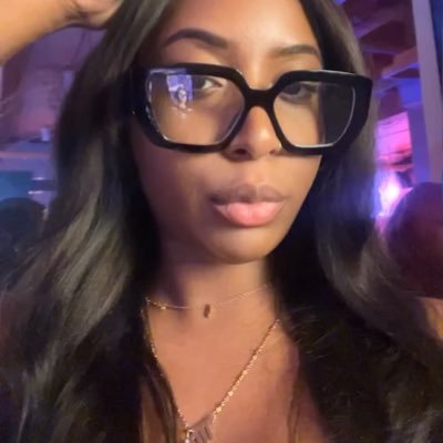 killafran's profile picture. 🎥🎞👩🏽‍💻 | Docu-Mami