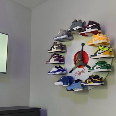 marilynmanera5's profile picture. 