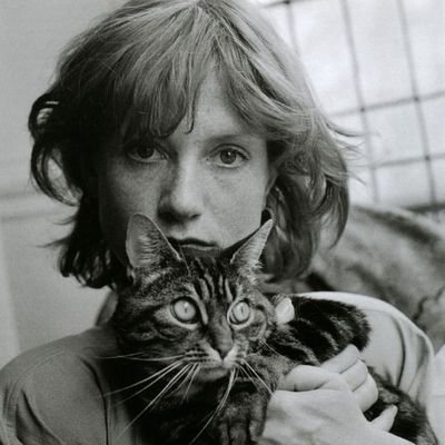 cinemafrances's profile picture. @hotpinkicecube links/alt @laceremoine