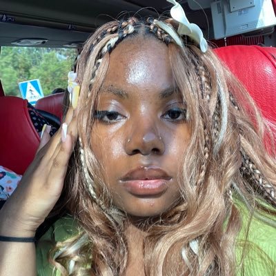 orlxneamh's profile picture. 22