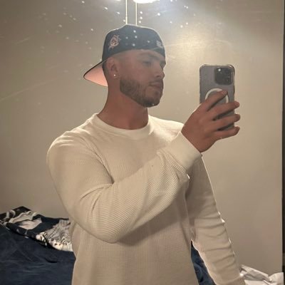 jrrcondones's profile picture. 