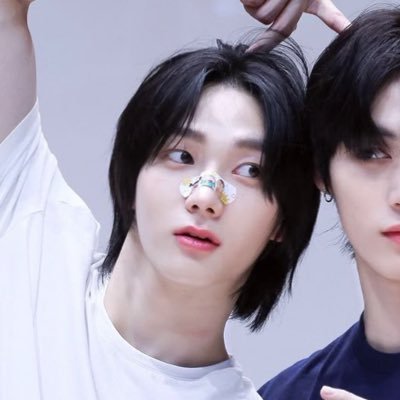 femboysungho's profile picture. biggest femboy sungho enthusiast | @skizbnd