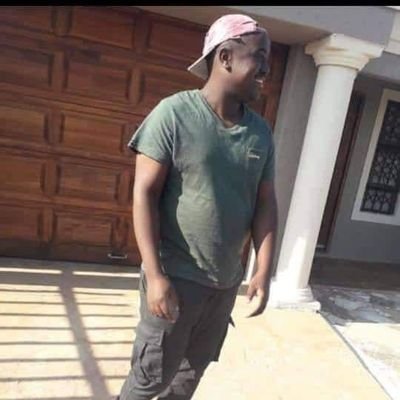 _Tshego27's profile picture. Let The Music play 🎶🎵