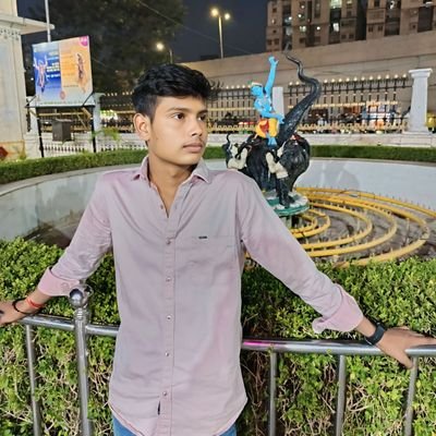 VivekKumha18825's profile picture. Lawyer,सनातनी हिन्दू 🚩🚩