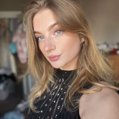 Bubblle_x's profile picture. | Streamer | Gamer | Creator | - ♡ Building My Cosy Corner Of The Internet ♡ - Watch me live ↓