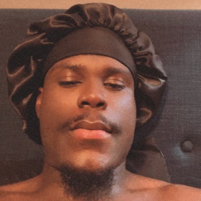 _FemiFemo_'s profile picture. 🖤