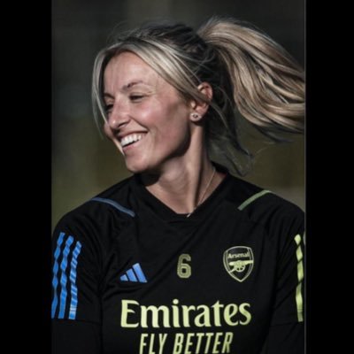 EnglishStarGirI's profile picture. 𝗉𝖺𝗋𝗈𝖽𝗒 | 𝖬𝗂𝗇𝗈𝗋𝗌 𝖽𝗈𝗇’𝗍 𝗂𝗇𝗍𝖾𝗋𝖺𝖼𝗍