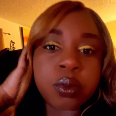 tipsy_tae's profile picture. #KatTalkThePodcast 😻💌 PSA…📢📣