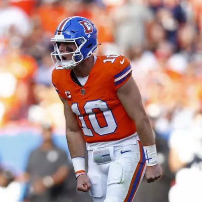 DENBroncosguy25's profile picture. 