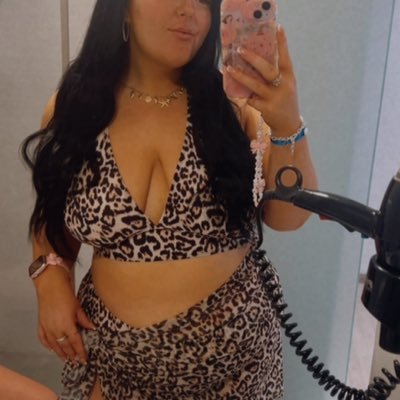 Katie172604's profile picture. 👀💸🐷