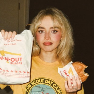 athencs's profile picture. i can see the stars again, my lady.