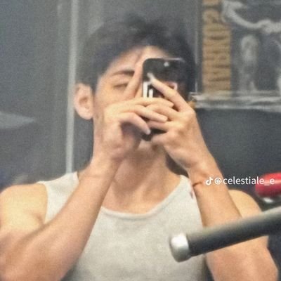 c81268's profile picture. MULTI STAN OF @est_rvp @williamjkp @chen_rcj  @dunknatachai  @phuwintang @pondnaravit @santapp @pertheppe BTS forever 🫶, loves Jasper and Lykn 🤏