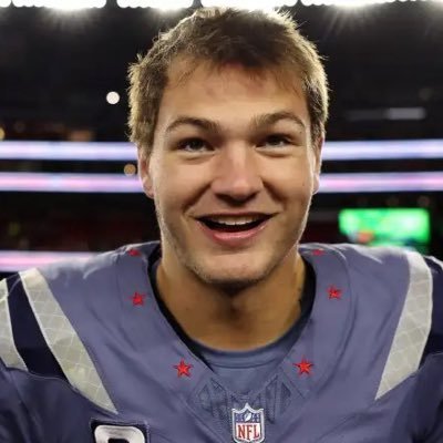 SWRTruther's profile picture. Your typical deranged Taylor Swift and Minnesota sports fan. Also known for @cheappohlads