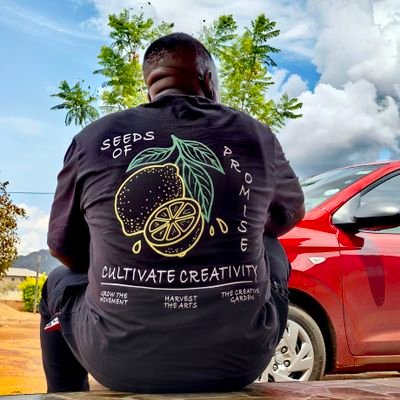 Official_Tebele's profile picture. Broadcast Journalist | Digital Content Producer 🖥 | MC 🎤 | Photographer 📸