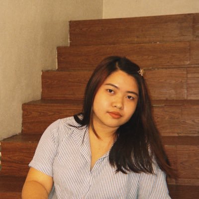 vscyj's profile picture. The stars are pulling at my hair