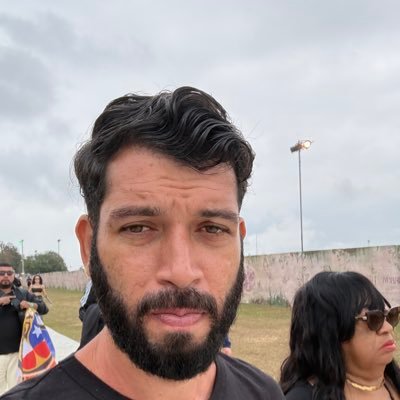 Antoniomaxx25's profile picture. 