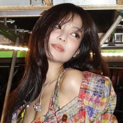alexrubymx's profile picture. como me encanta jennie y lisa | bp enjoyer | somi | the warning