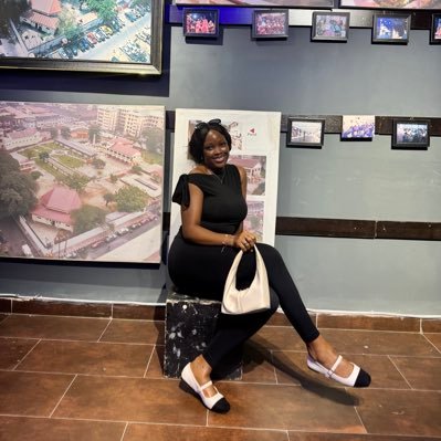 Pemi_aderogba's profile picture. Saved by grace alone || Just relax and let God be God || Everything works out for my good