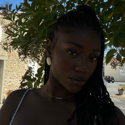 1prettyawries's profile picture. toujours a 241%