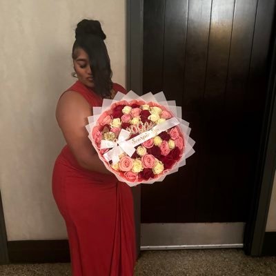 groovybri_'s profile picture. 