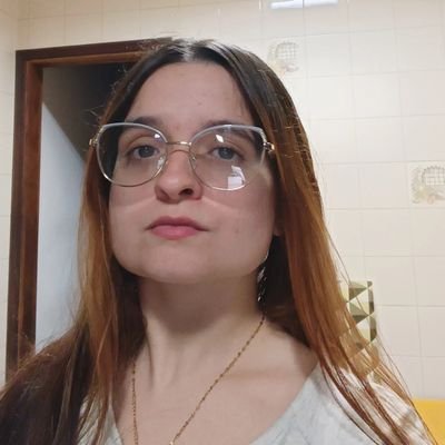 carolineblueisa's profile picture. future flight attendant