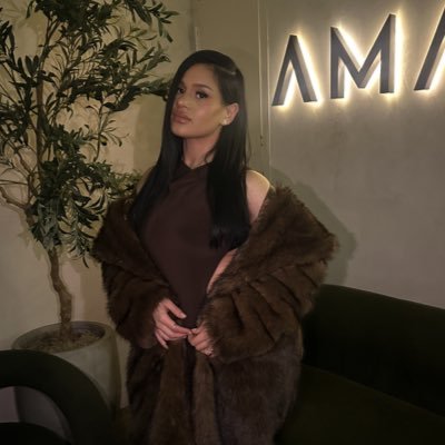 elvinnyyy's profile picture. call me Vinny ✨.