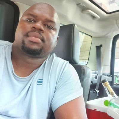 NLHlongwa's profile picture. Be there for yourself...