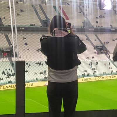 auromarto's profile picture. ⚪⚫

Because you realise there's so much more to the book than the page u were stuck on :) x - zayn