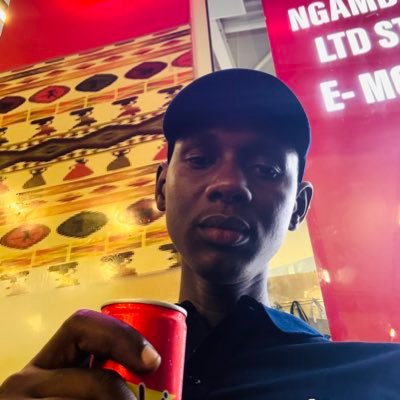 niitesey's profile picture. 