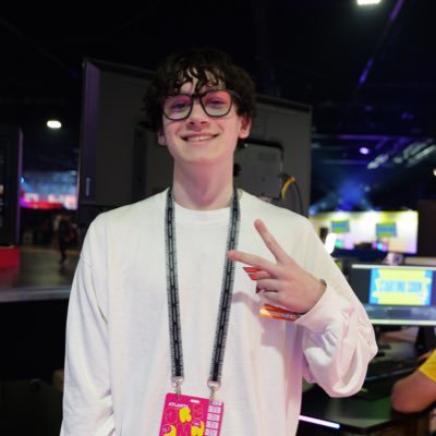 Shaunie's profile picture. social media/photography | youtube @imdukedennis @st0mpn @ricciontwitch