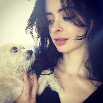 simpre0's profile picture. 🪭