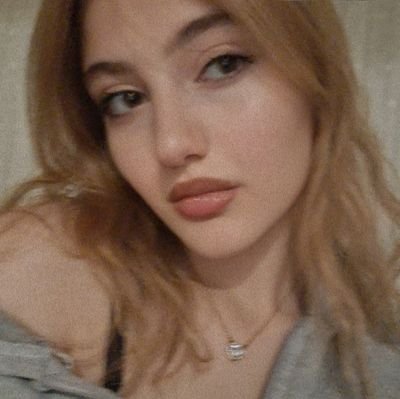 urfavwitchmommy's profile picture. narsist ve bipolar erkekleri toplama kampi sahibi