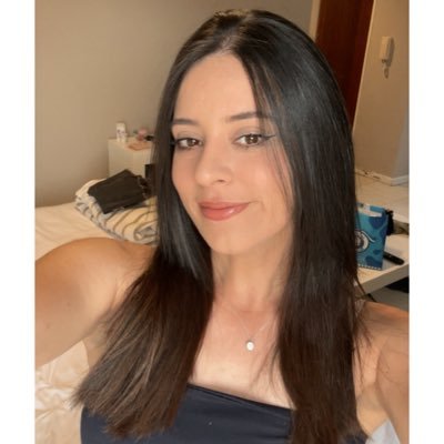 jazcaceres_'s profile picture. I cry a lot but i am so productive/ Taylor, Harry y Louis como Big Three ✨️