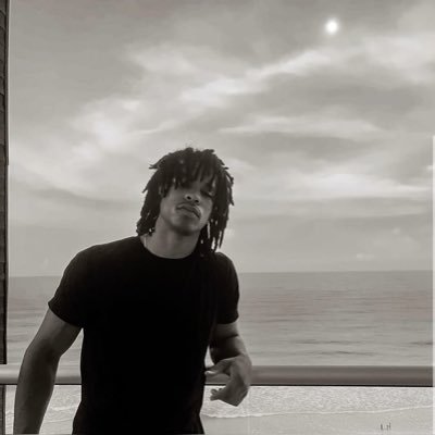 5l658l's profile picture. انسان كامل في حياة ناقصه