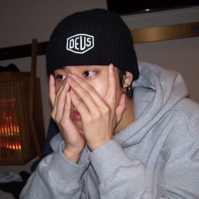 jisungbugs's profile picture. #1 starlost enjoyer