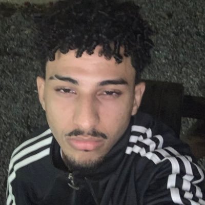 zamueu_'s profile picture. 𝗂𝗅𝗎𝗌𝗍𝗋𝖺𝖽𝗈𝗋 𝖽𝗂𝗀𝗂𝗍𝖺𝗅 ✧ @dmuuzz ✧