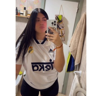 inmicci's profile picture. Jose Mourinho tenía razon . La vida no tiene cura.