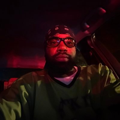 AkeemMimiko's profile picture. GAP TOOTH out now 🦷